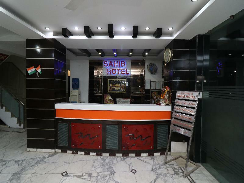 Oyo 27823 Hotel Sahib Delhi (National Capital Territory of India) Ngoại thất bức ảnh